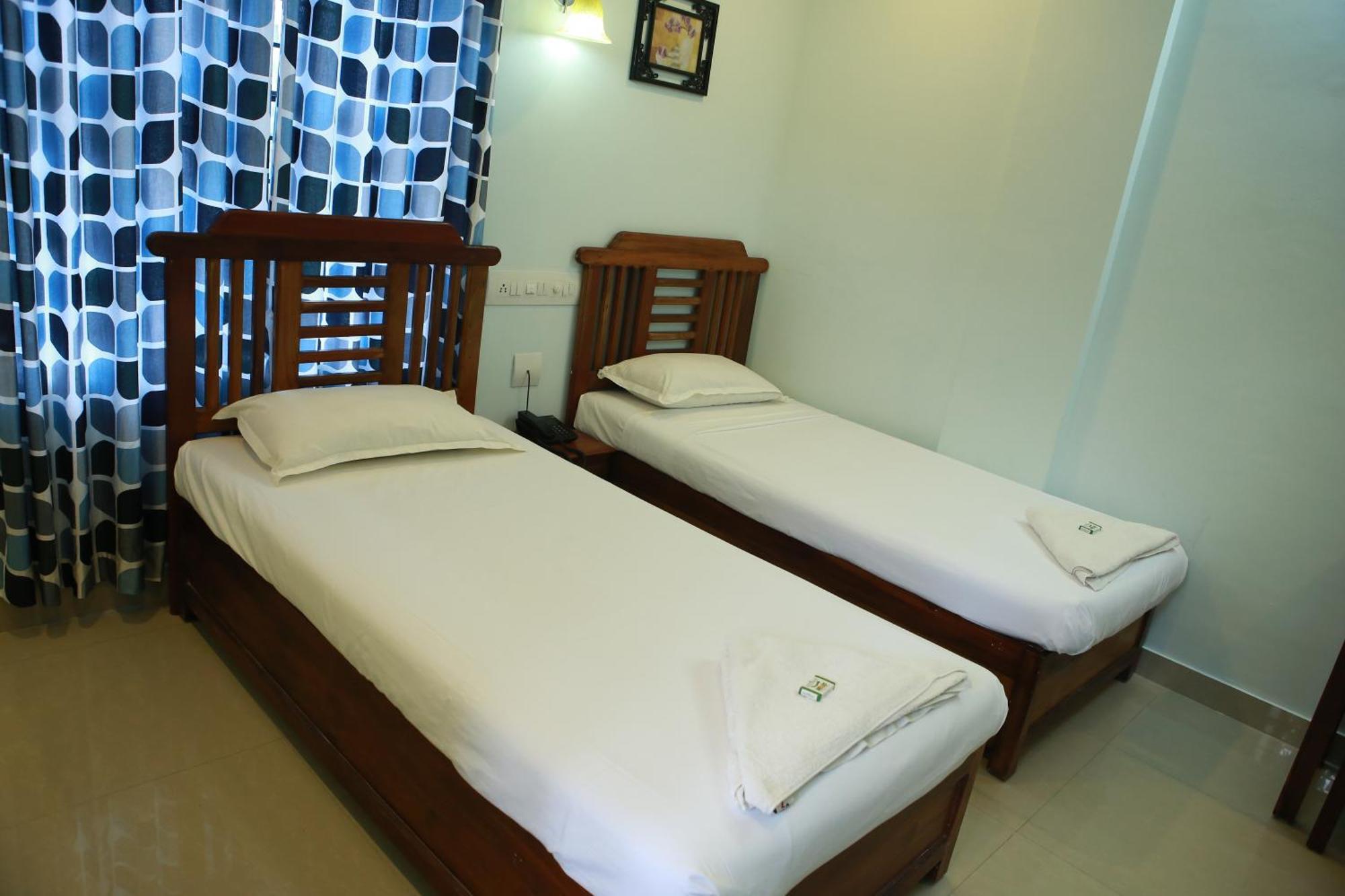 Hotel Anna Residency à Nedumbassery Extérieur photo