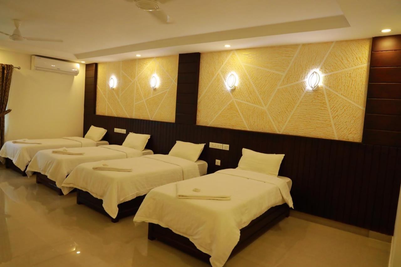 Hotel Anna Residency à Nedumbassery Extérieur photo