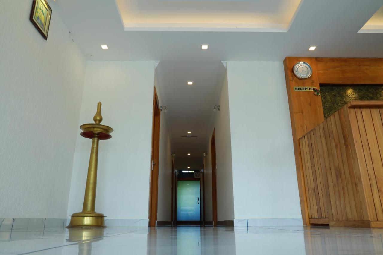 Hotel Anna Residency à Nedumbassery Extérieur photo