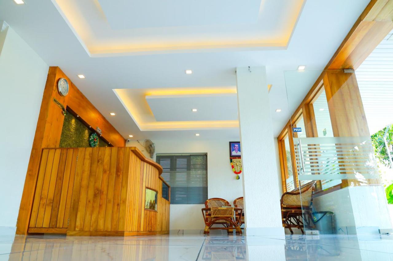 Hotel Anna Residency à Nedumbassery Extérieur photo